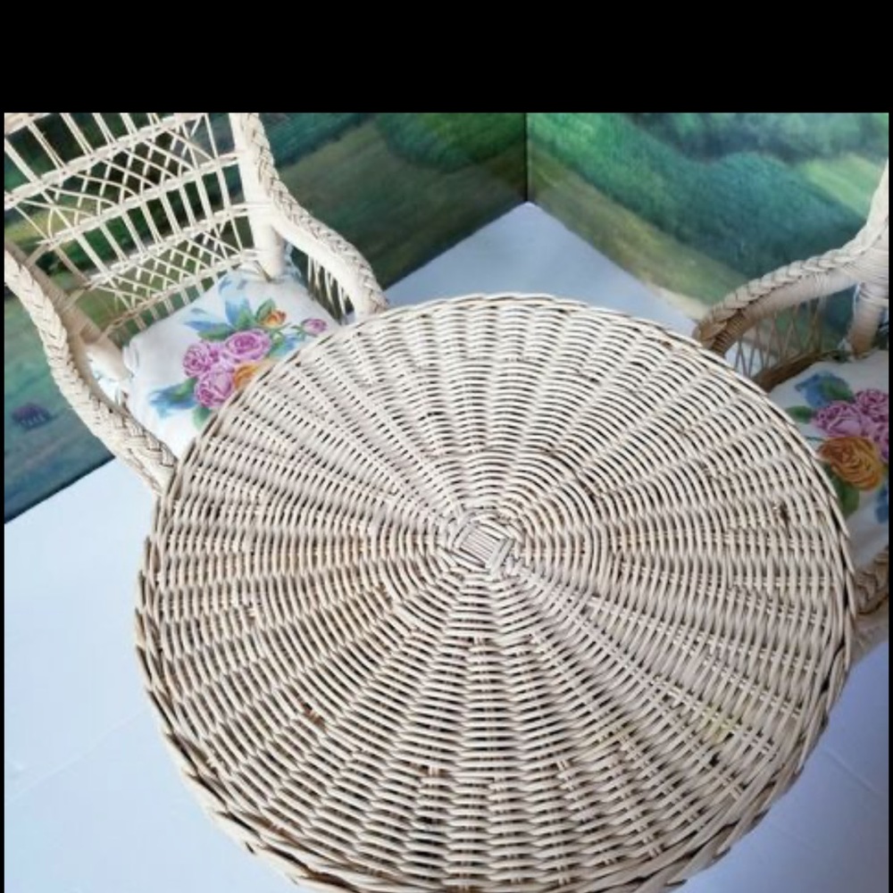 Wicked table and 2 chairs